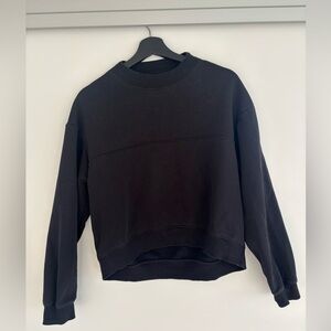 Classic Black Crew Neck Women's Sweater with opening in the back by Gu